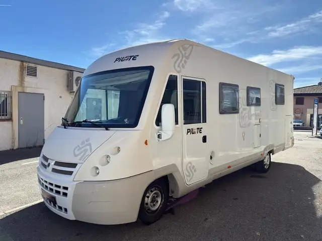 Fiat Ducato view 3