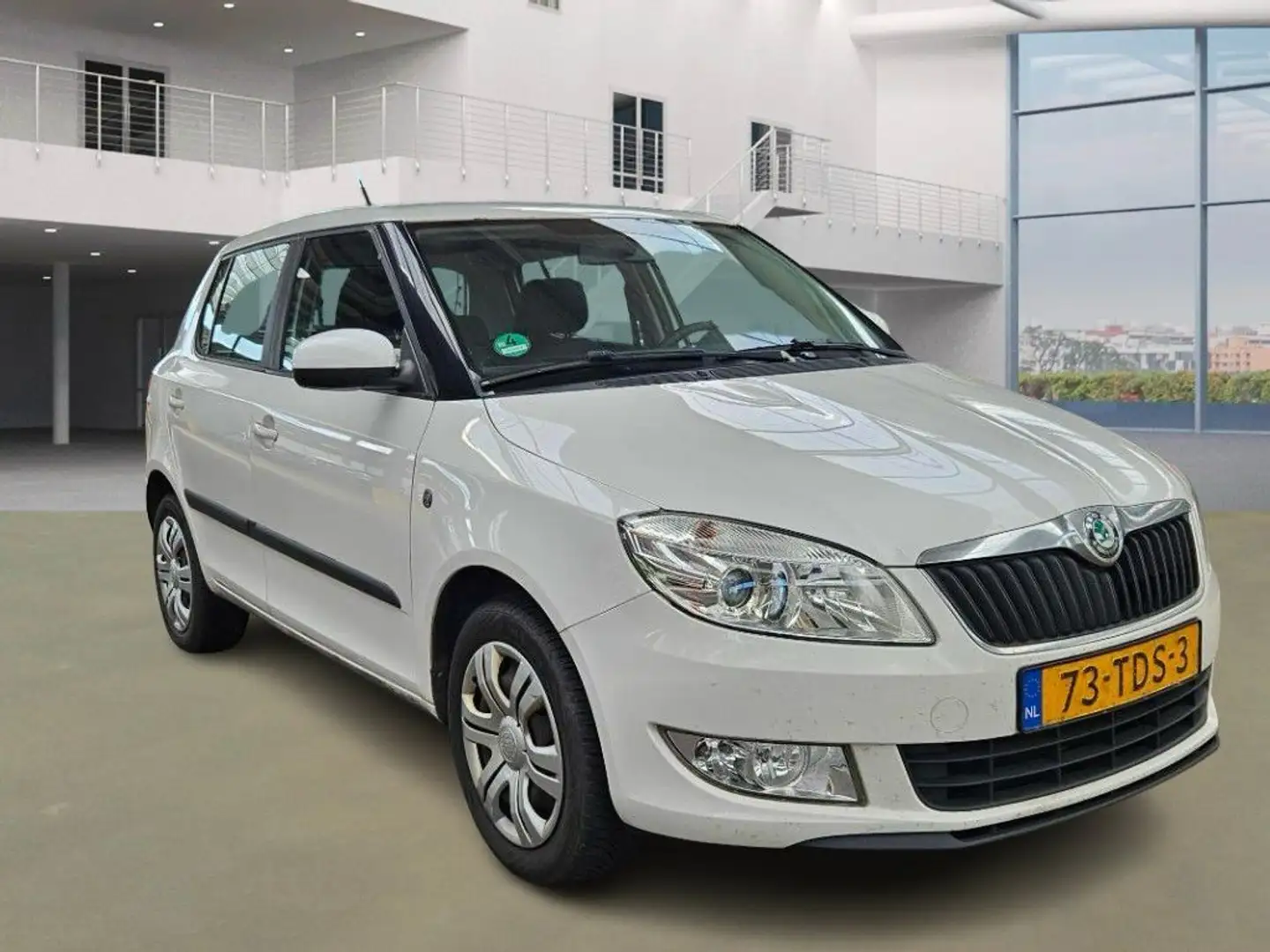 Skoda Fabia 1.2 TSI DSG FAMILY - 2