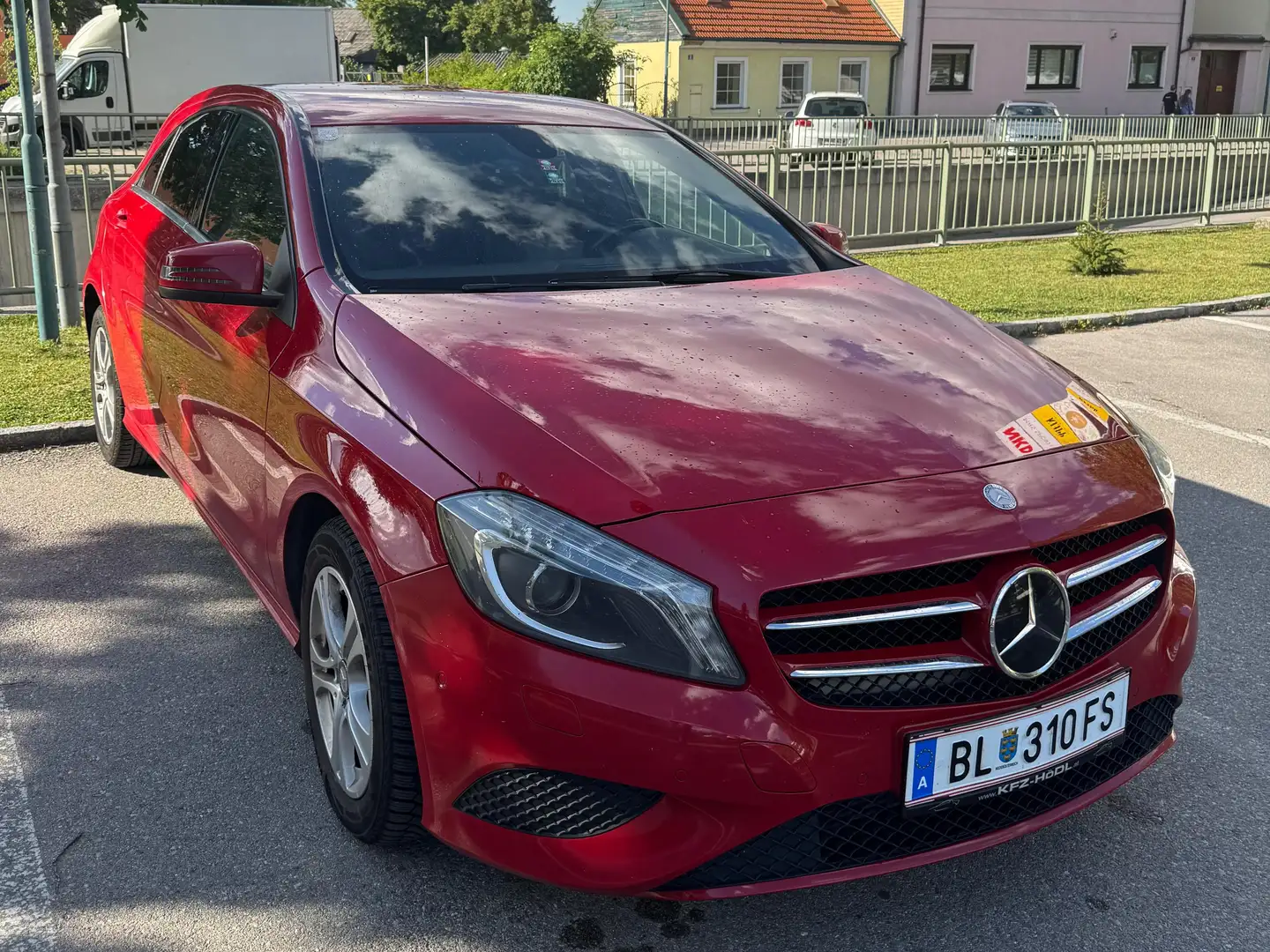 Mercedes-Benz A 180 A 180 A-Edition CDI Aut. A-Edition Rot - 1