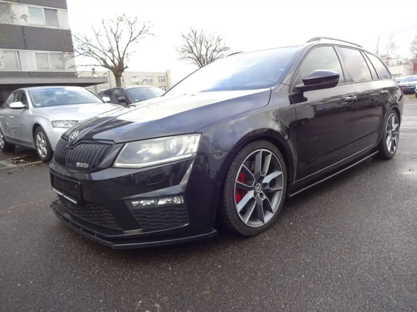 Skoda Octavia Combi RS Noir - 2