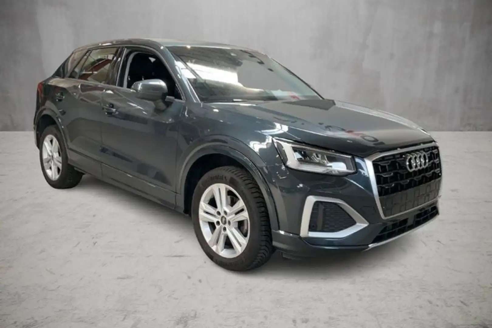 Audi Q2 35 TFSI S-tronic advanced Grau - 2