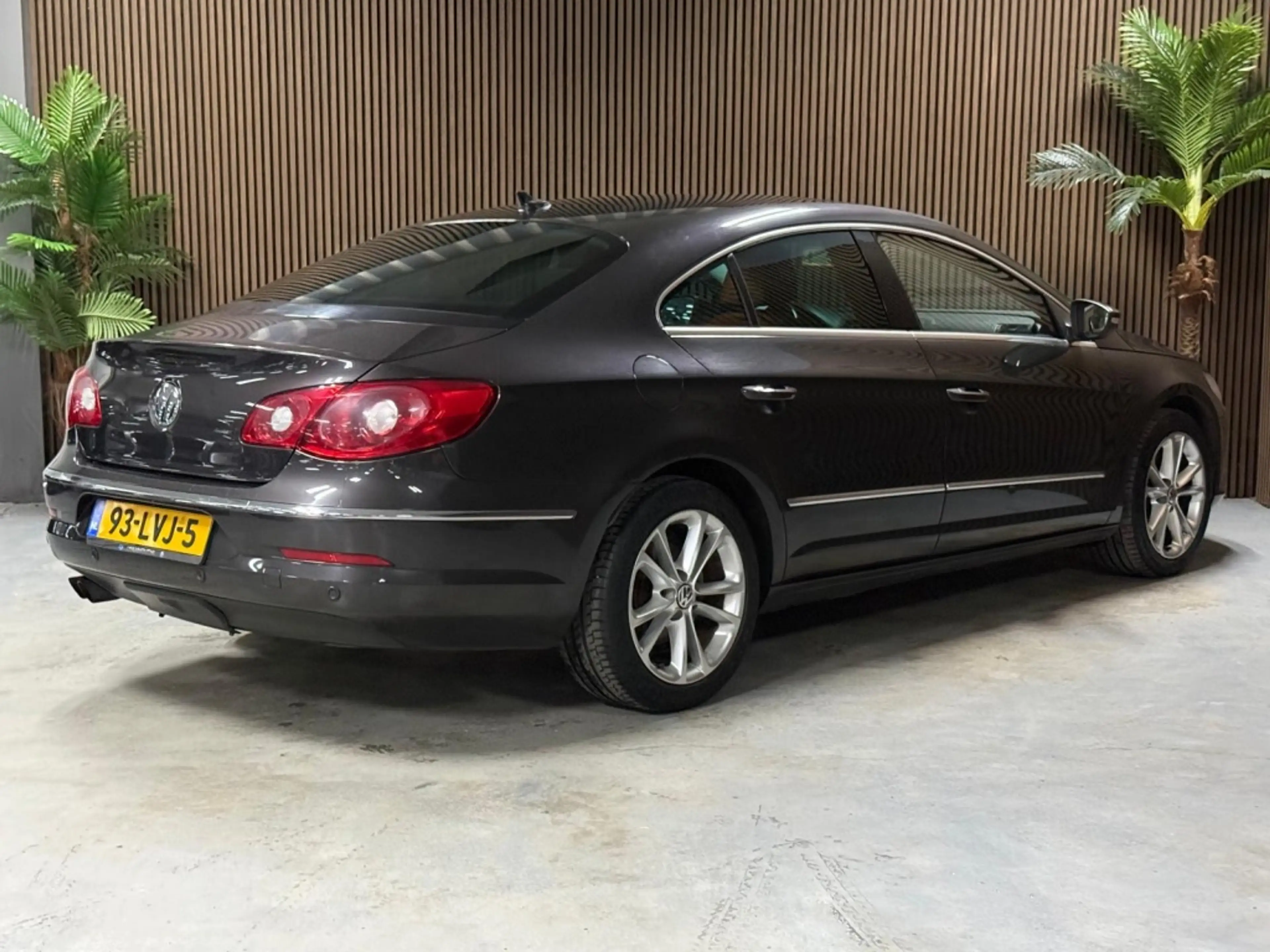 Volkswagen Passat CC 1.8 TSI 4p. — photo 5