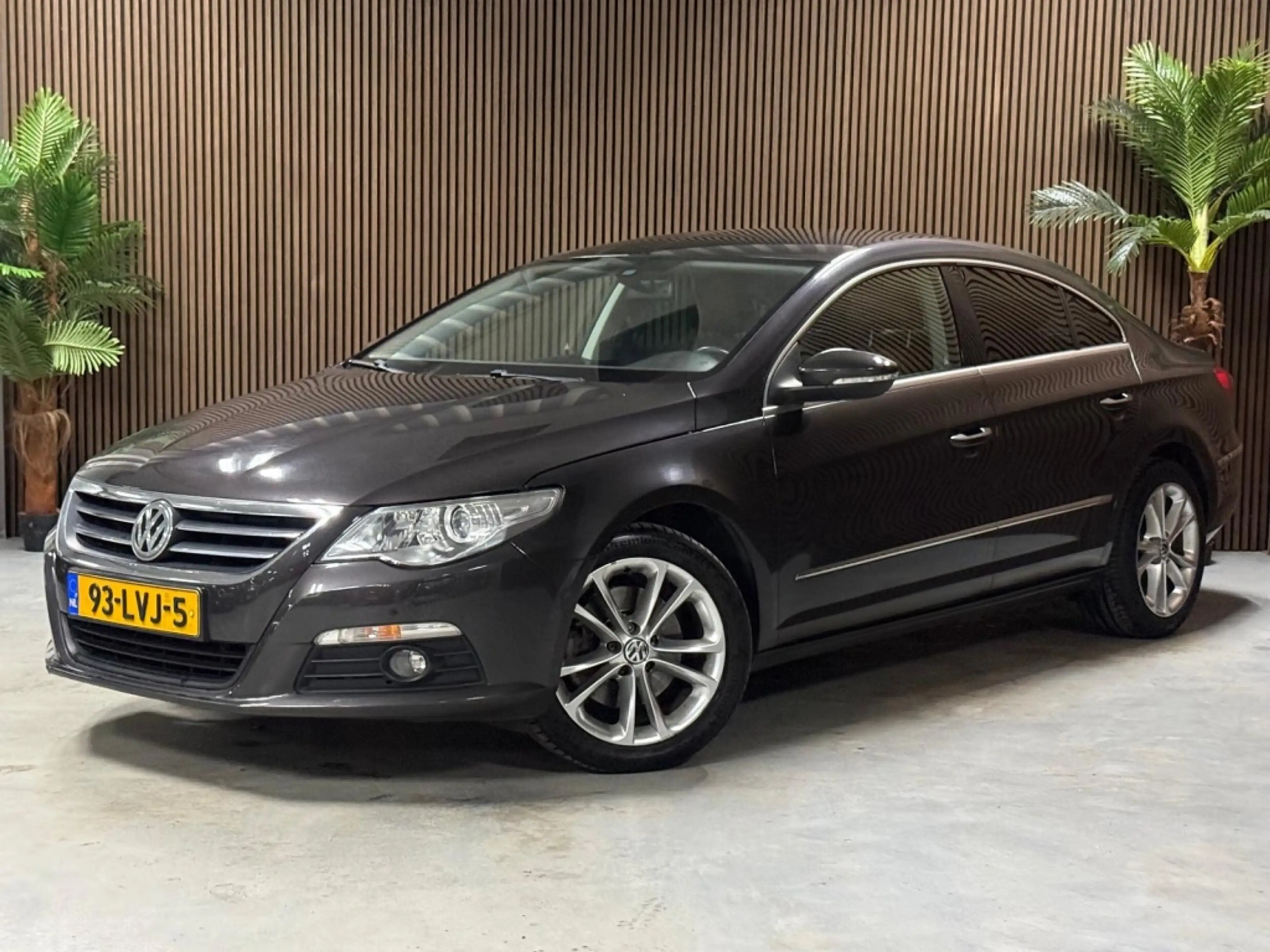 Volkswagen Passat CC 1.8 TSI 4p. — photo 2