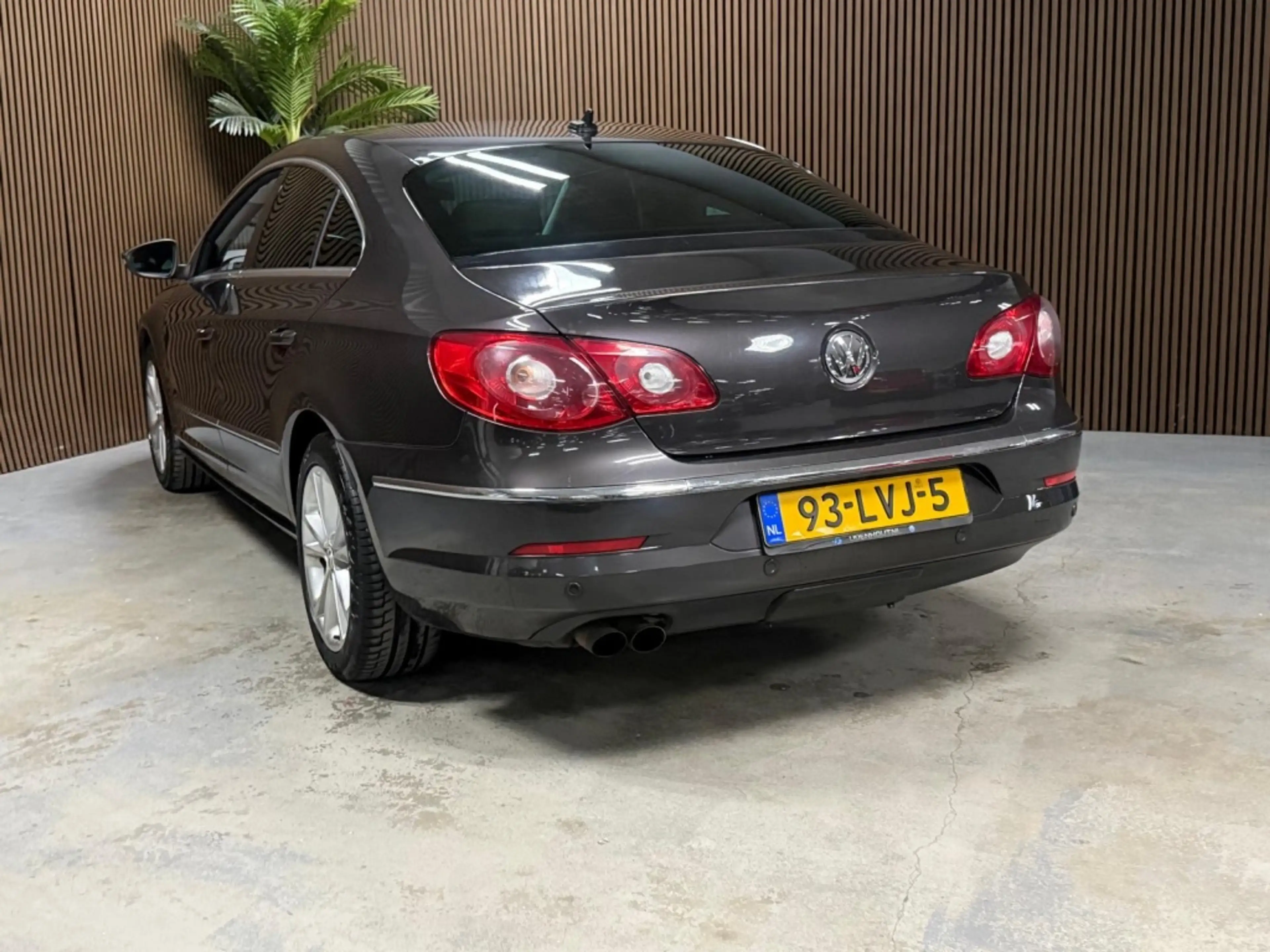 Volkswagen Passat CC 1.8 TSI 4p. — photo 6