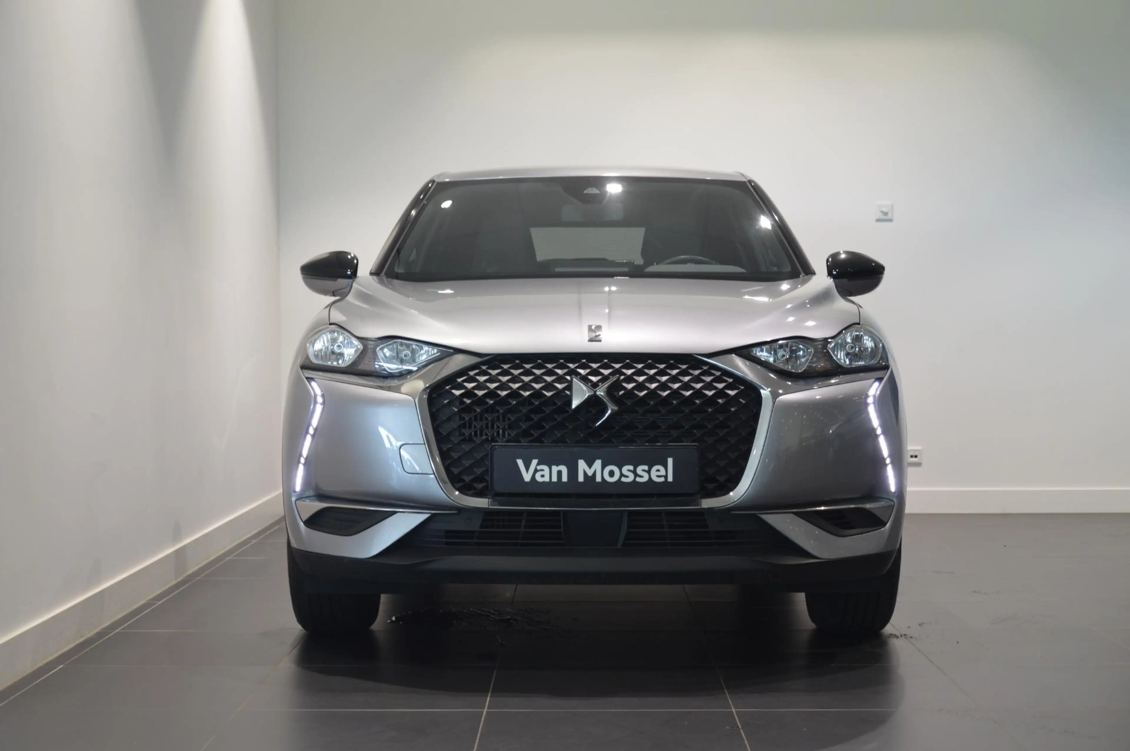 DS Automobiles DS 3 Crossback 1.2 PureTech Bastille | Automaat | Apple Carplay/A — photo 2