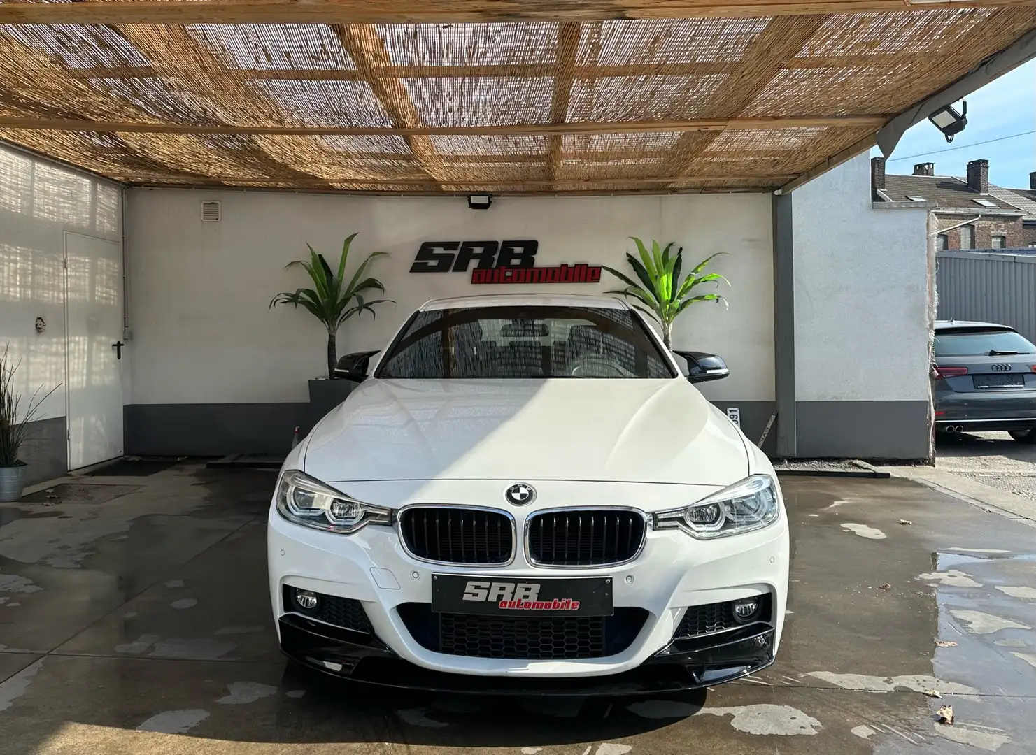BMW 318 BMW 318i Pack M Performance - 2
