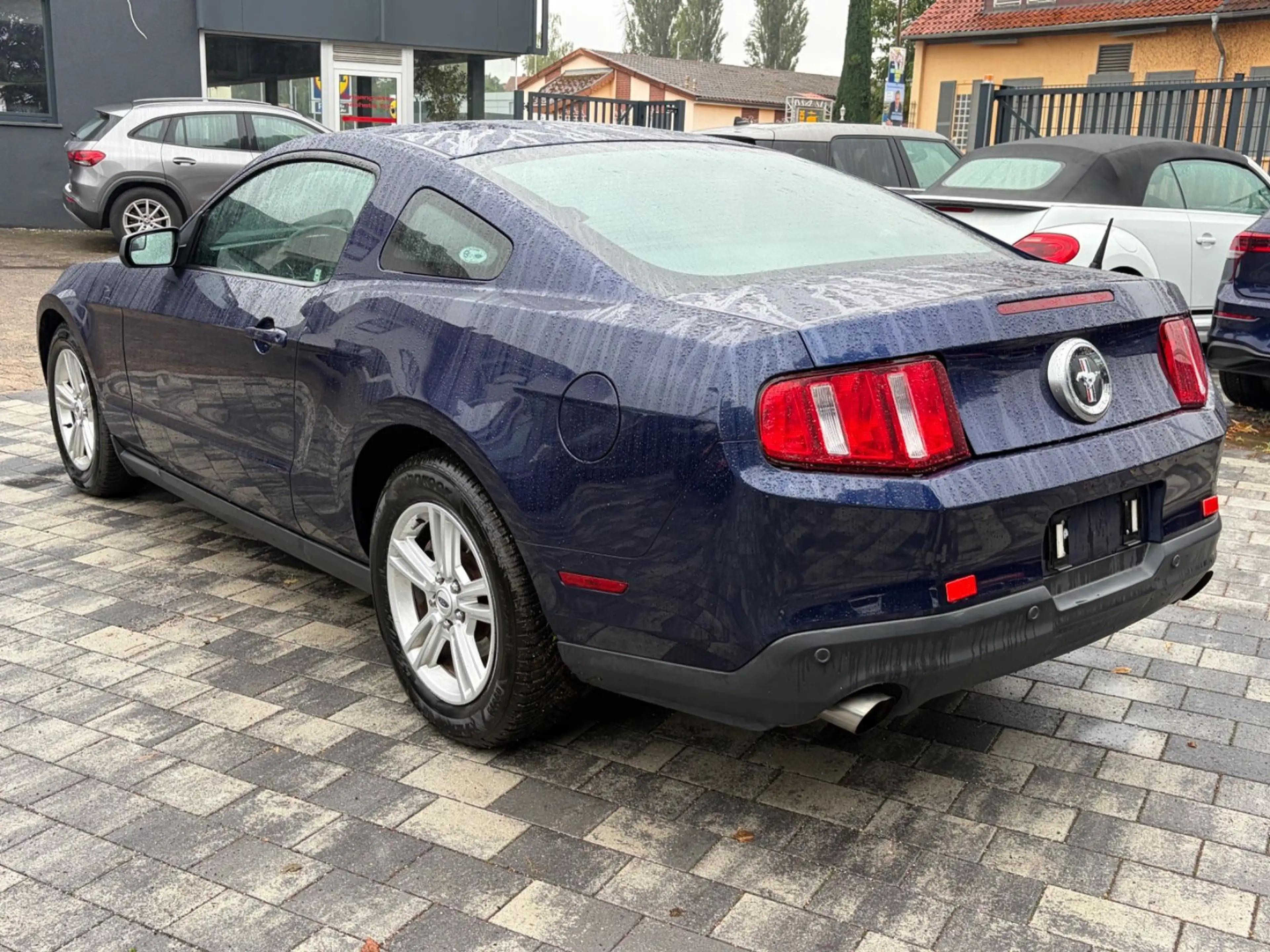 Ford Mustang 3.7 — photo 7
