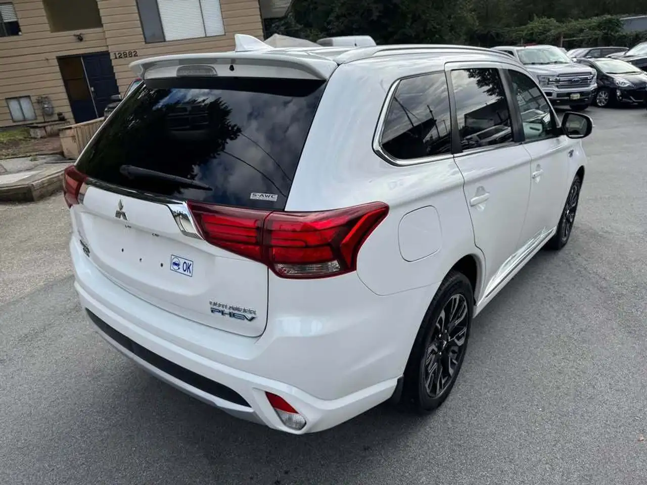 Mitsubishi Outlander снимка Mitsubishi Outlander