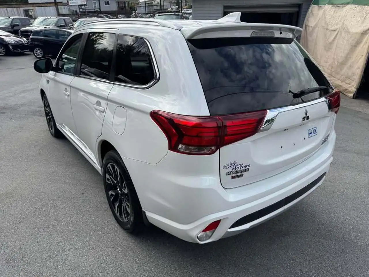 Mitsubishi Outlander снимка Mitsubishi Outlander