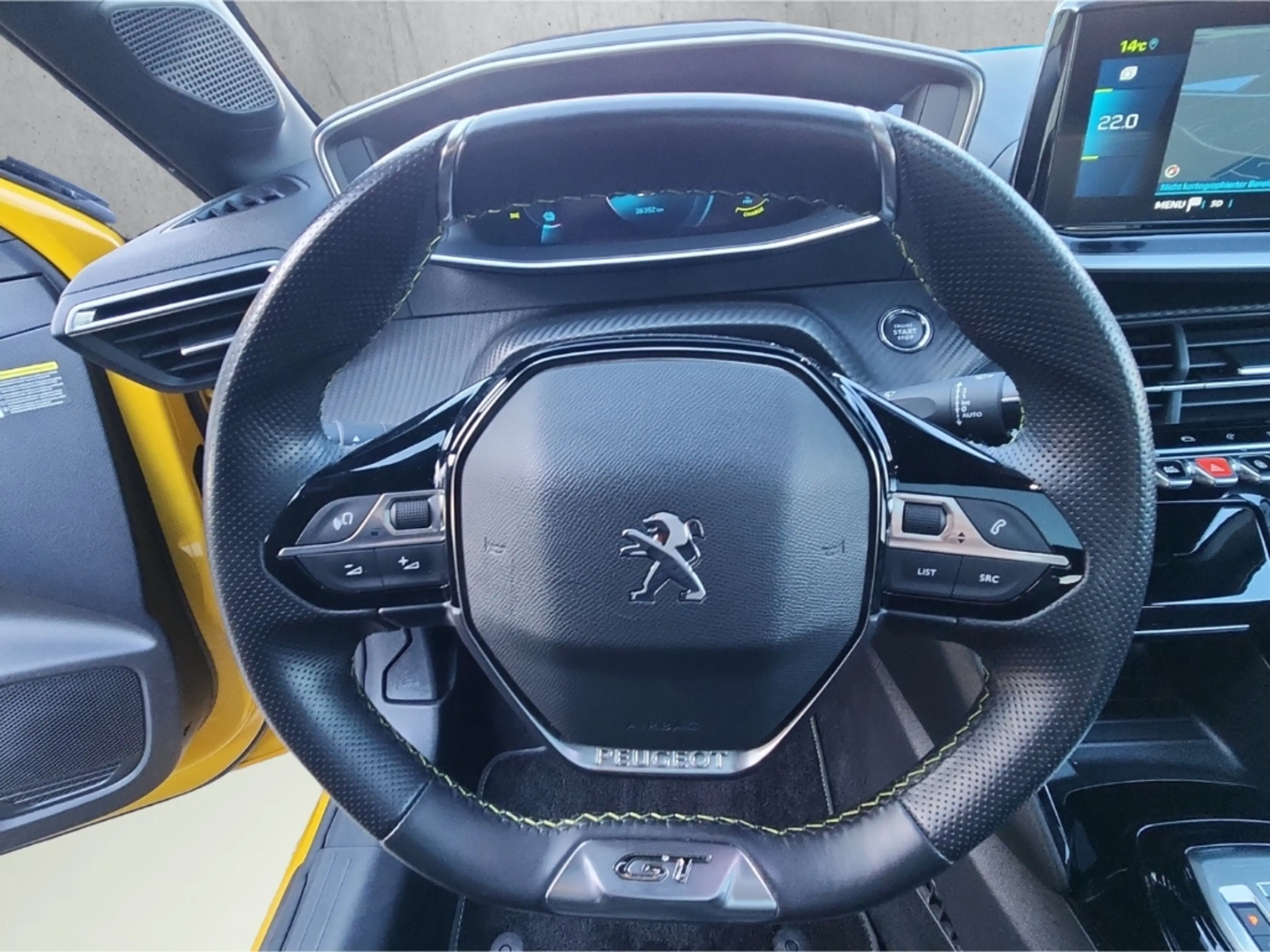 Peugeot 208 e- GT136 Panorama Navi Digitales Cockpit LED ACC A — photo 10