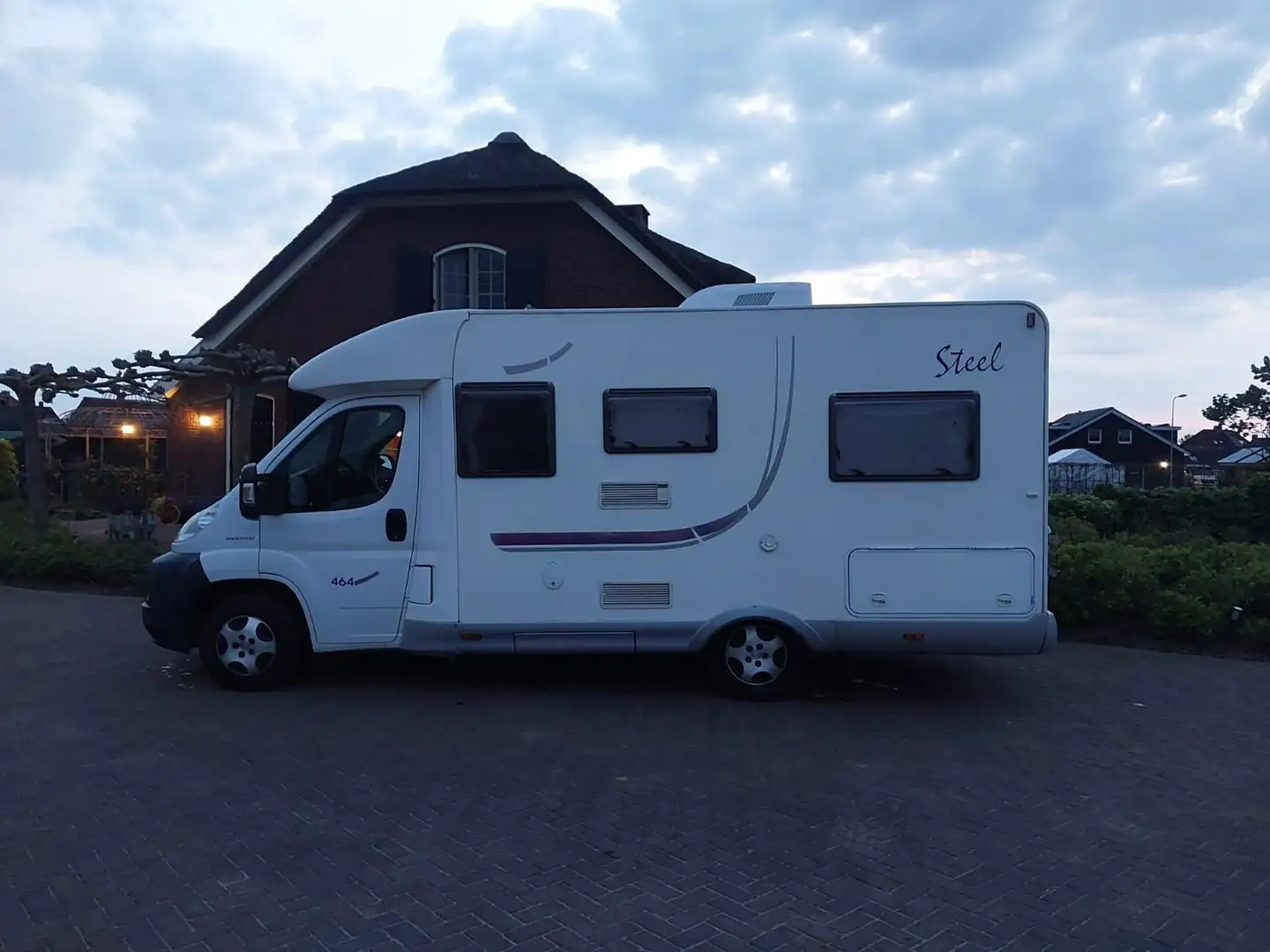 McLouis P700 641SD0 | Toilet | Douche | Fietsendrager Wit - 2