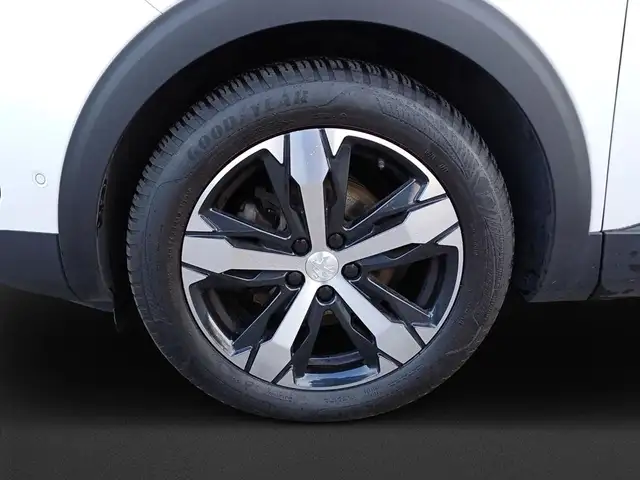 Peugeot 3008 view 10