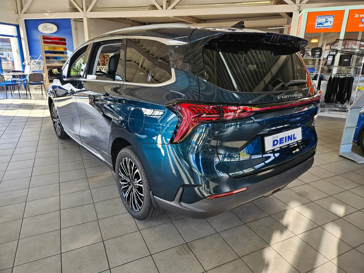 Forthing U-Tour 4 U-Tour PHEV Grün - 2