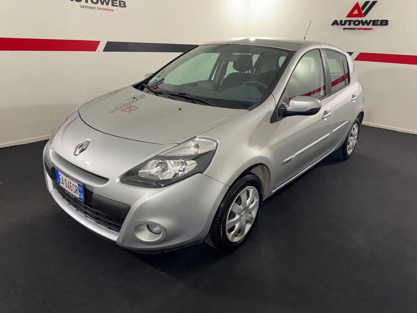 Renault Clio Clio 1.2 16V 5 porte Dynamique Argento - 1