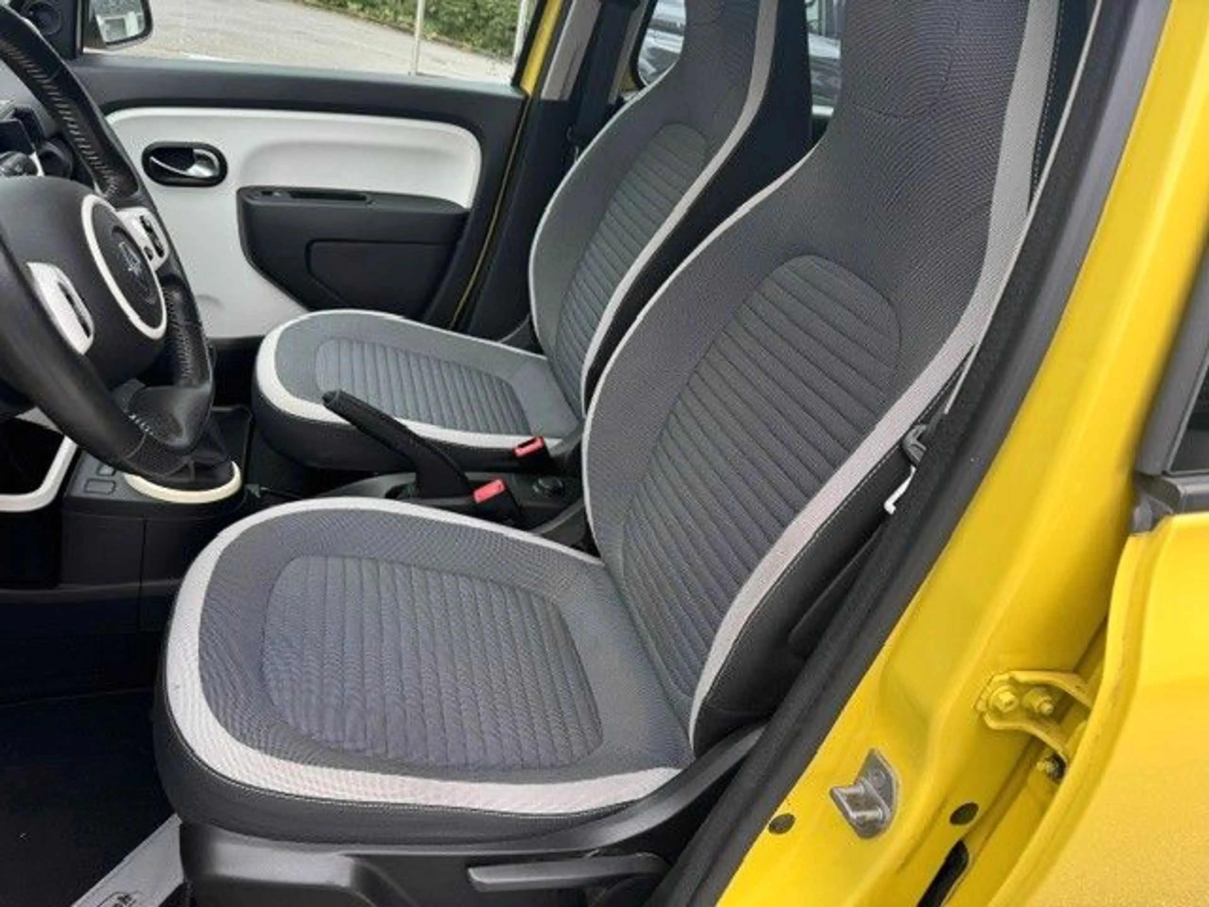 Renault Twingo Dynamique — photo 10