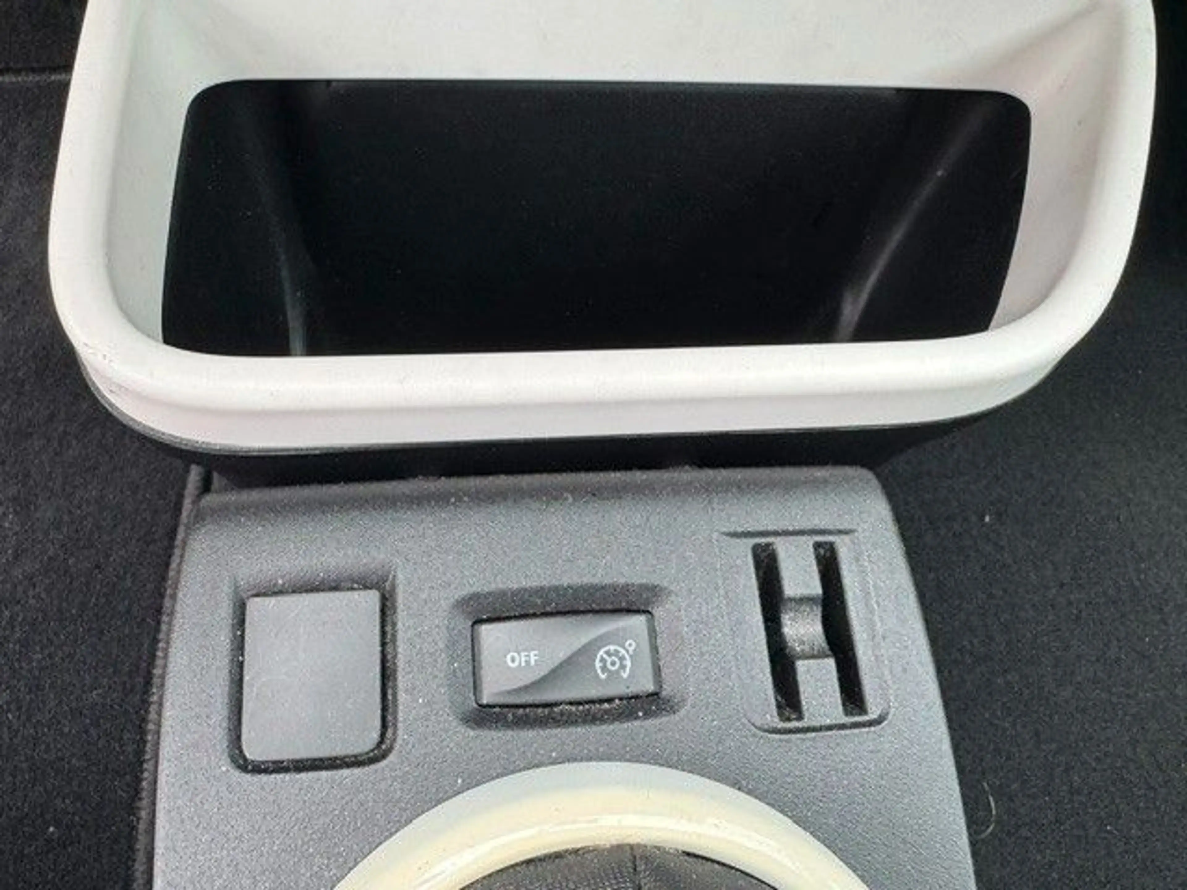 Renault Twingo Dynamique — photo 13