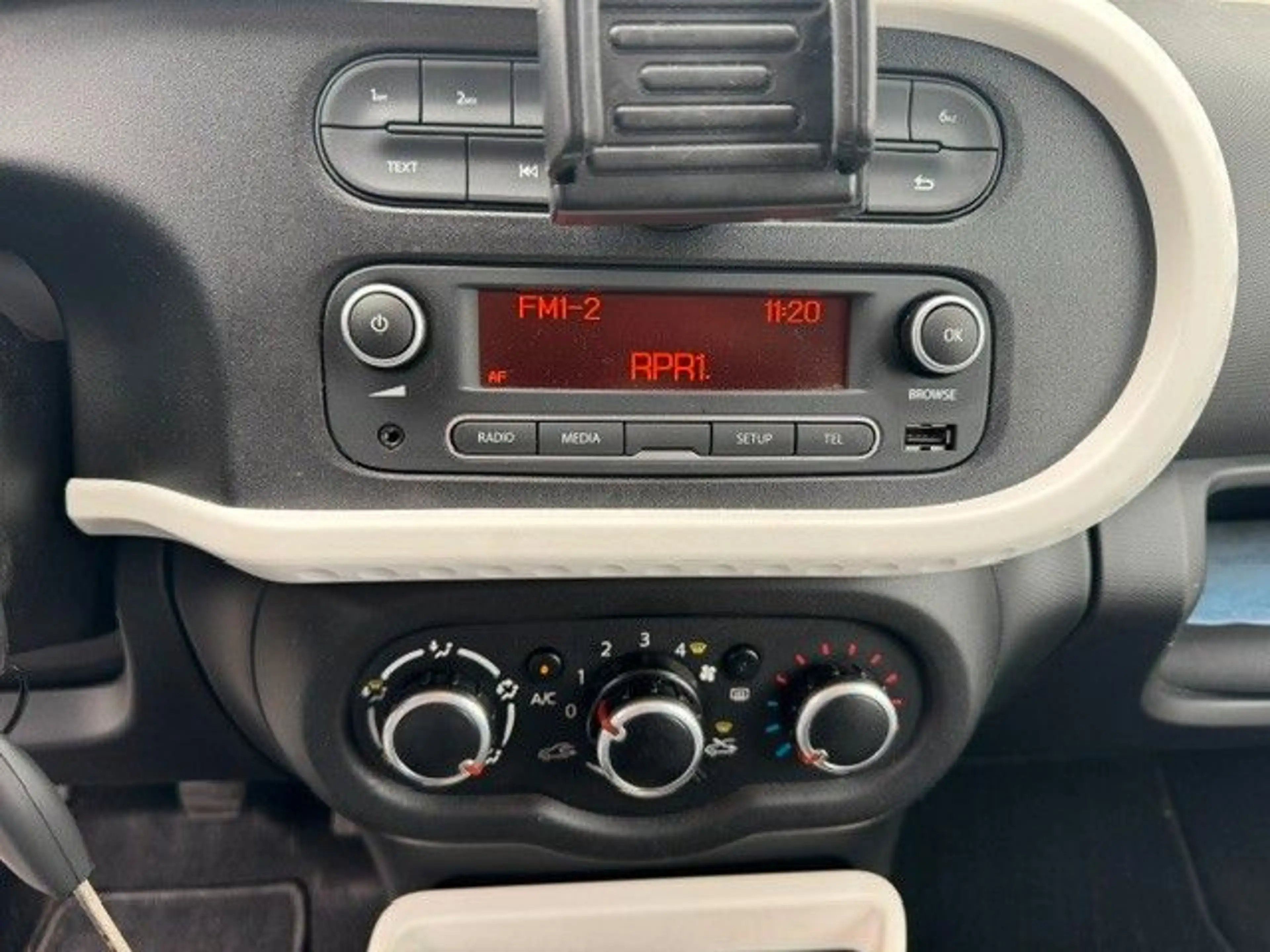 Renault Twingo Dynamique — photo 12