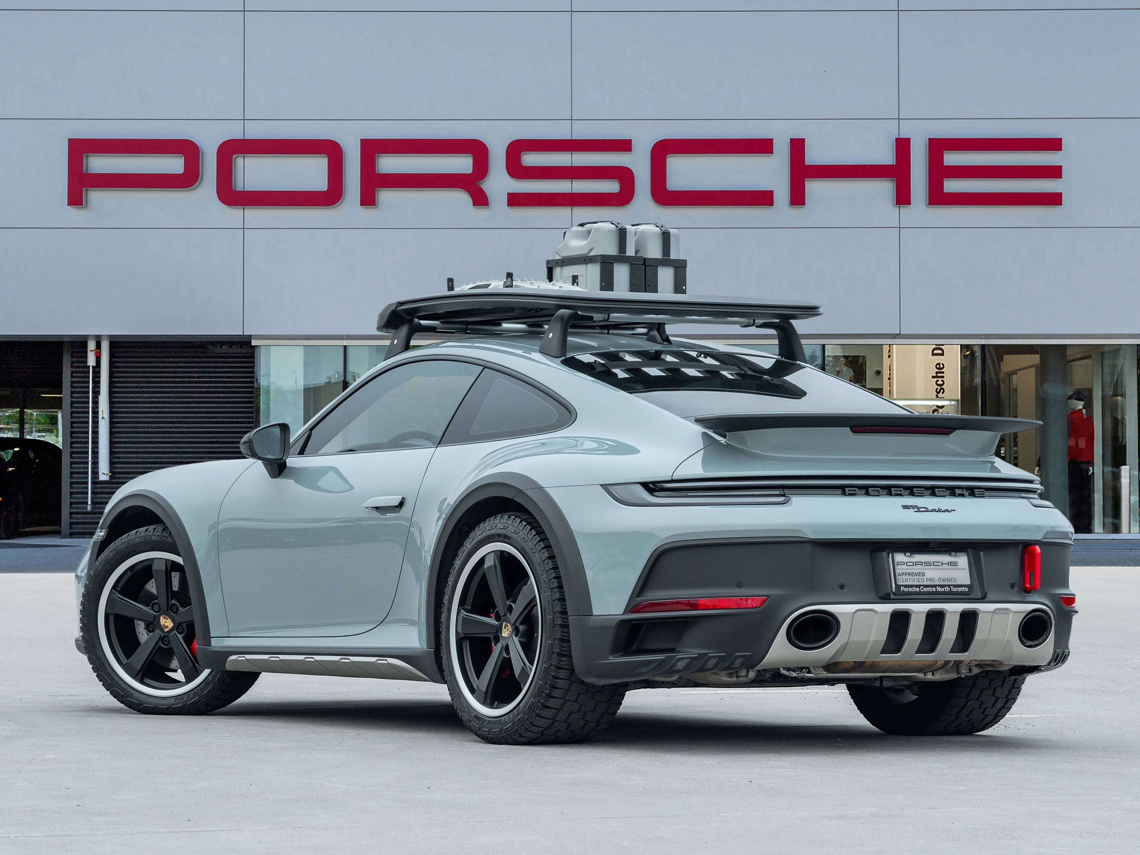 2024 Porsche 911 Dakar | Shade Green Metallic | CPO — снимка 1