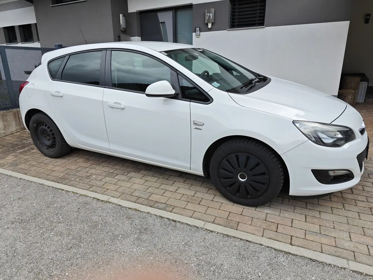 Opel Astra Active Weiß - 1