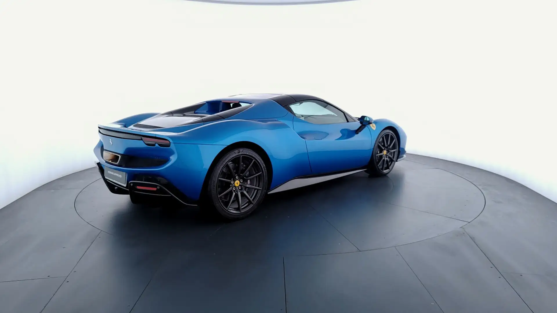 페라리 296 GTS 2024 파랑 사진 5