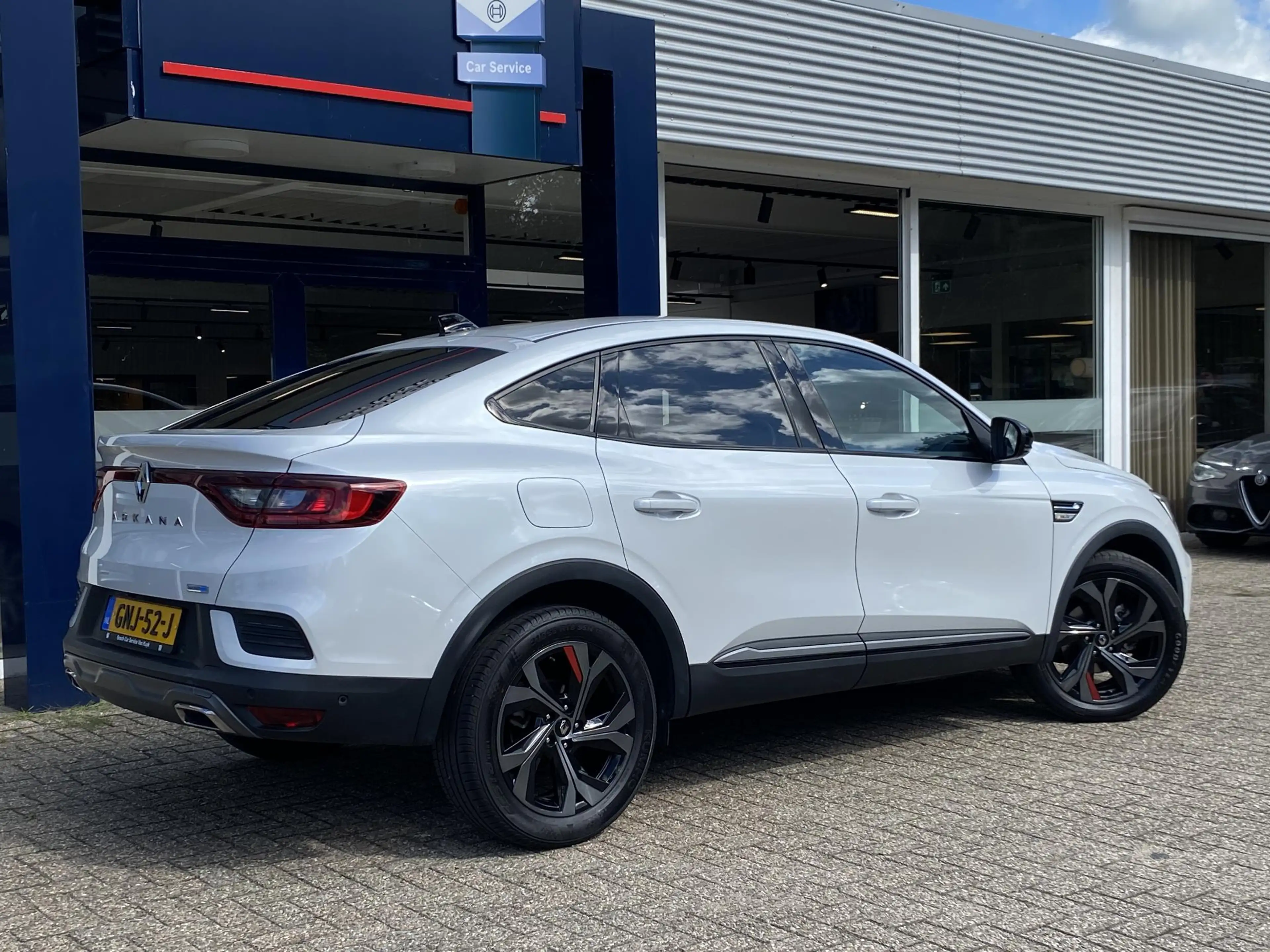 Renault Arkana 1.6 E-Tech hybrid 145 techno / RS-Line / Adaptive — photo 8