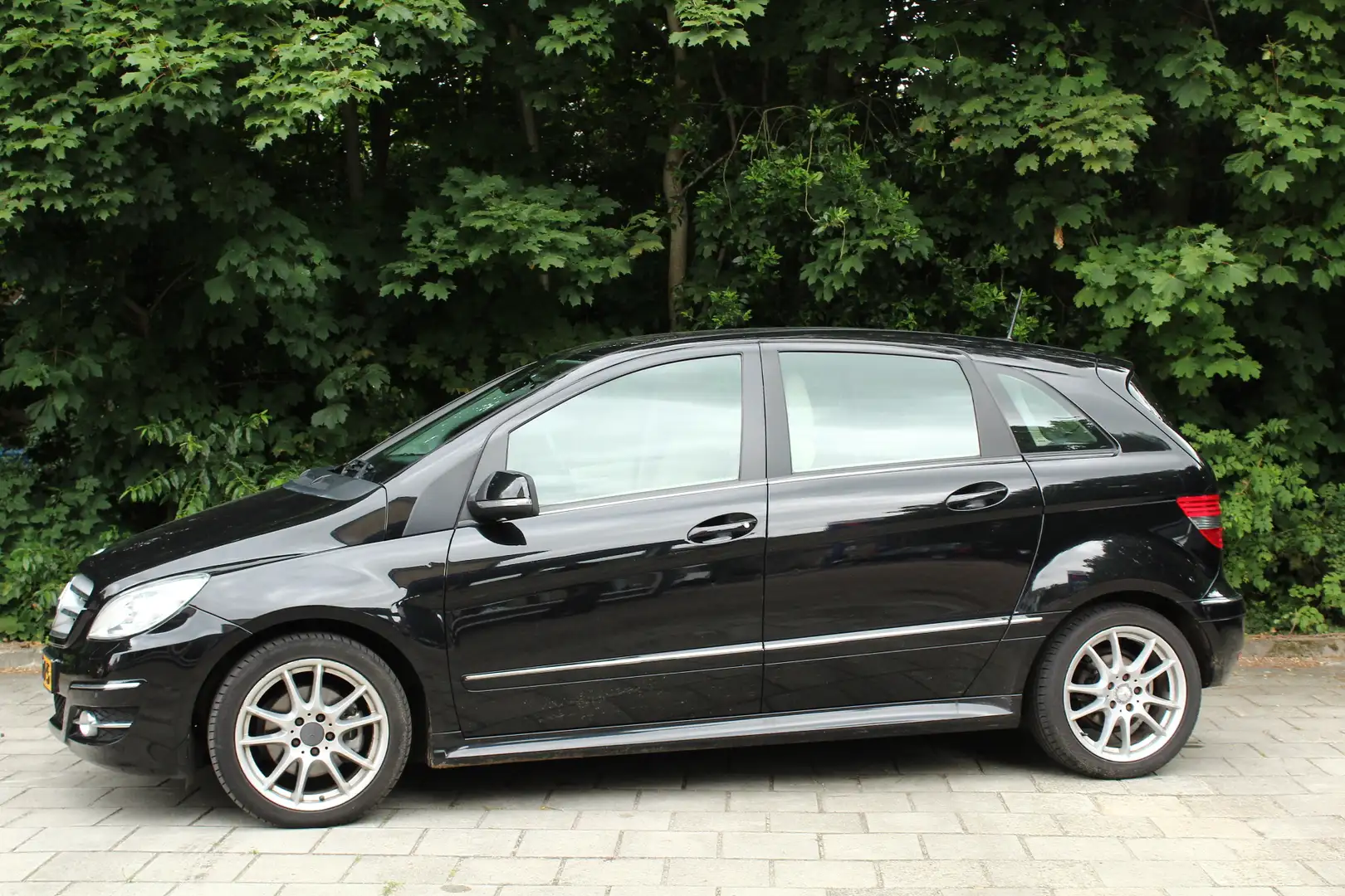Mercedes-Benz B 200 Turbo Automaat leer cruise clima trekhaak enz. Noir - 1