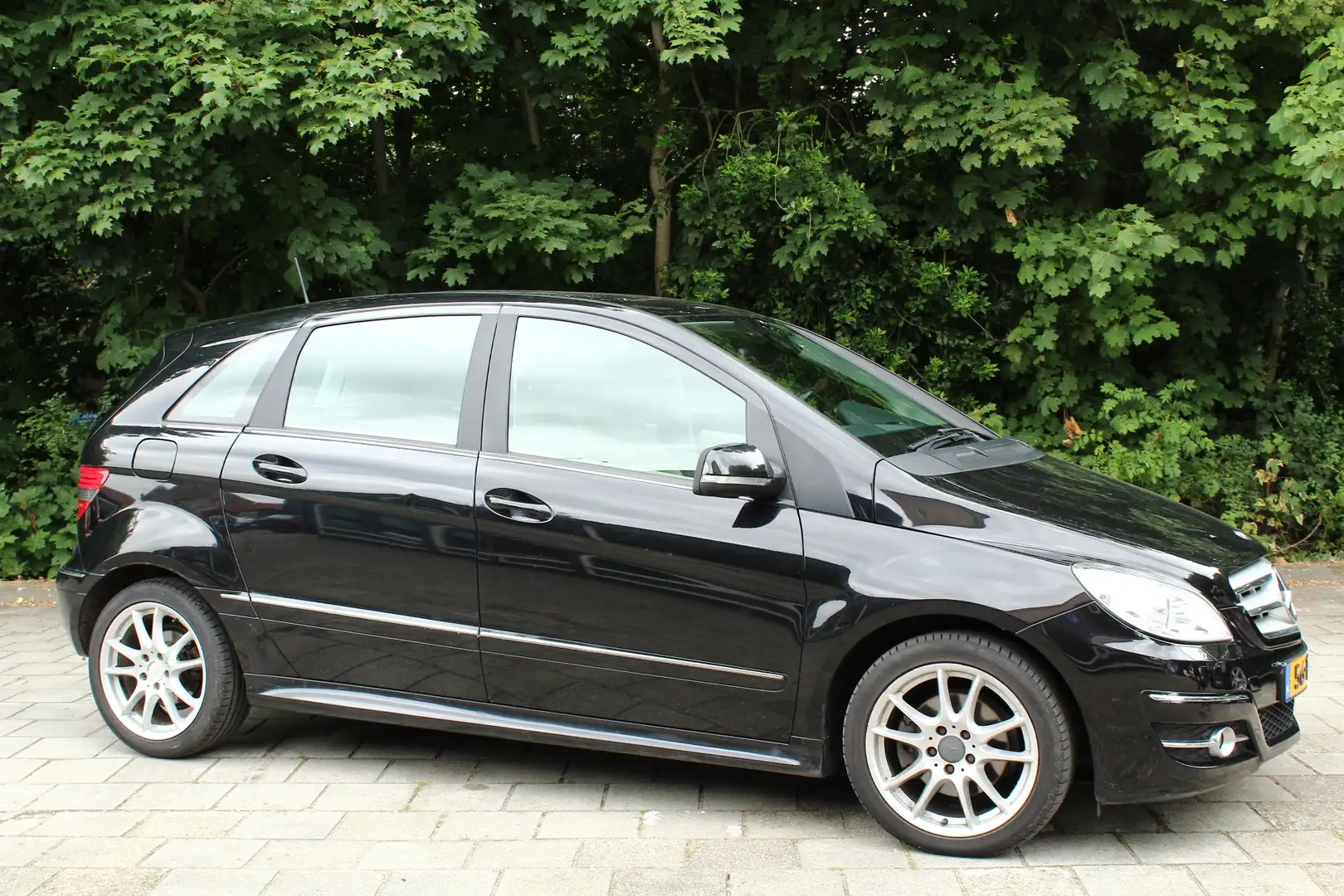 Mercedes-Benz B 200 Turbo Automaat leer cruise clima trekhaak enz. Noir - 2