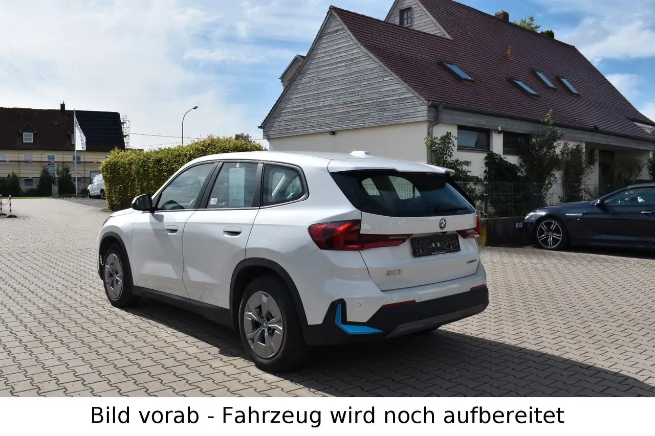 BMW iX1 30 xDrive Navi AHK LED Parkassistent, миниатюра 5
