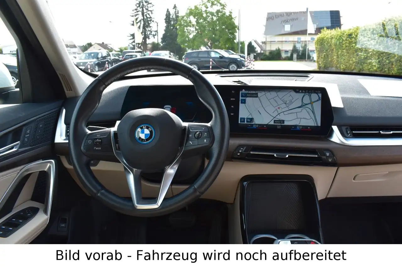 BMW iX1 30 xDrive Navi AHK LED Parkassistent, миниатюра 9