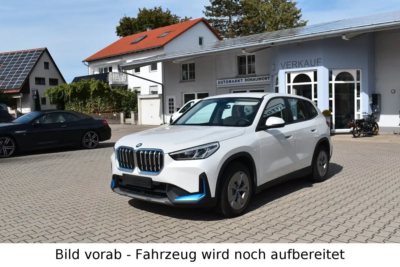 BMW iX1 30 xDrive Navi AHK LED Parkassistent, миниатюра 3