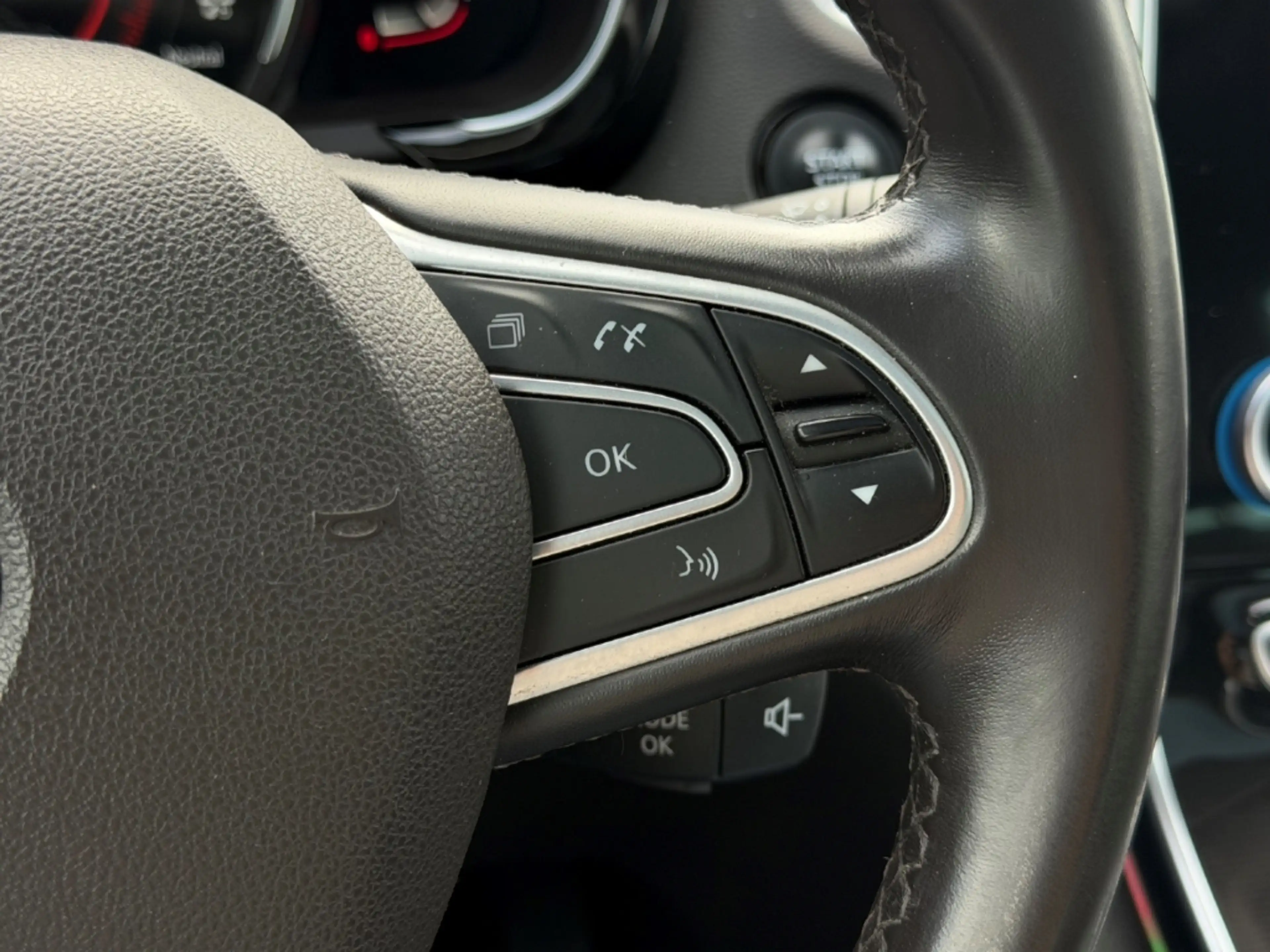 Renault Espace V Intens HUD Schiebedach Kamera Navi SHZ — photo 12