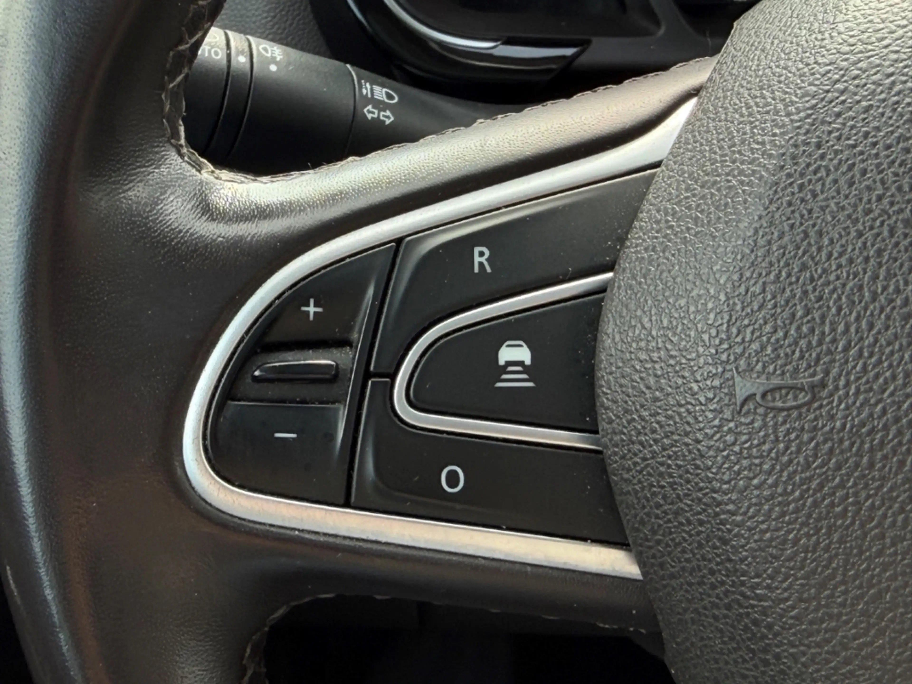 Renault Espace V Intens HUD Schiebedach Kamera Navi SHZ — photo 11