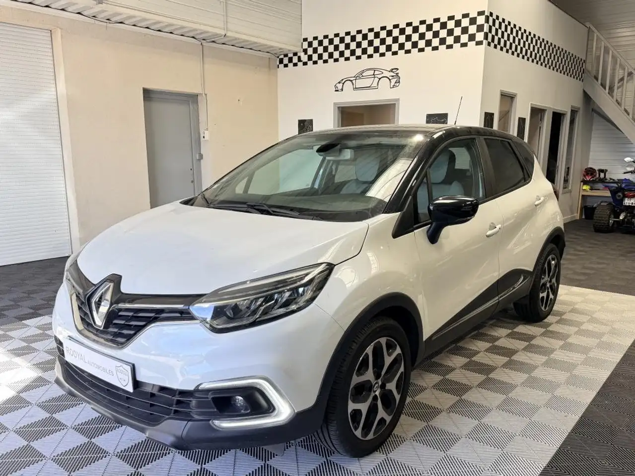 Renault Captur — photo 6