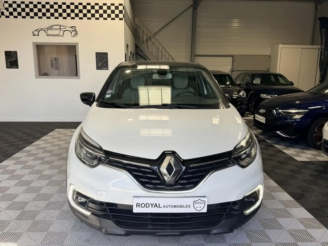 Renault Captur — photo 7