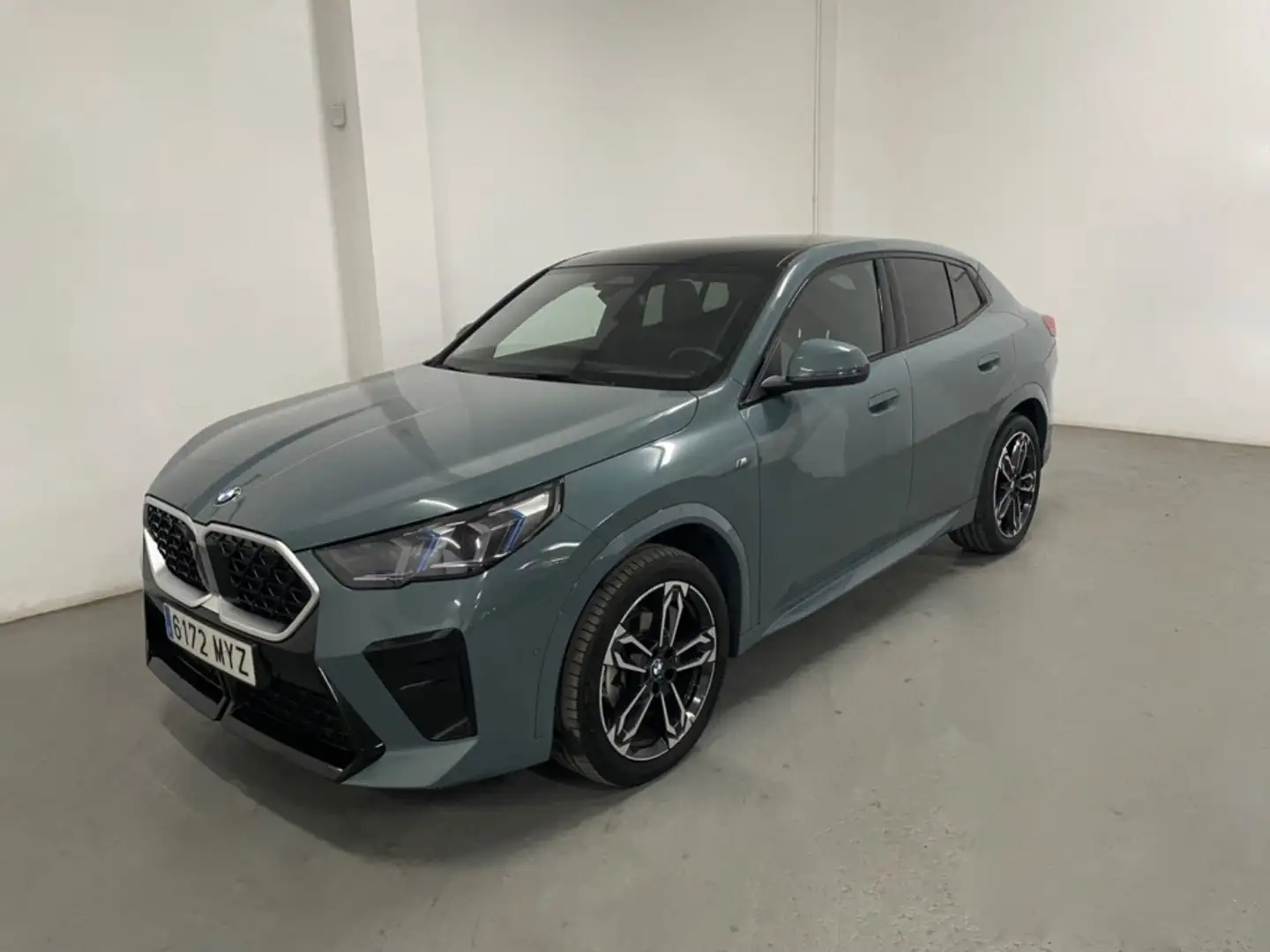 BMW X2 sDrive 20dA Vert - 2