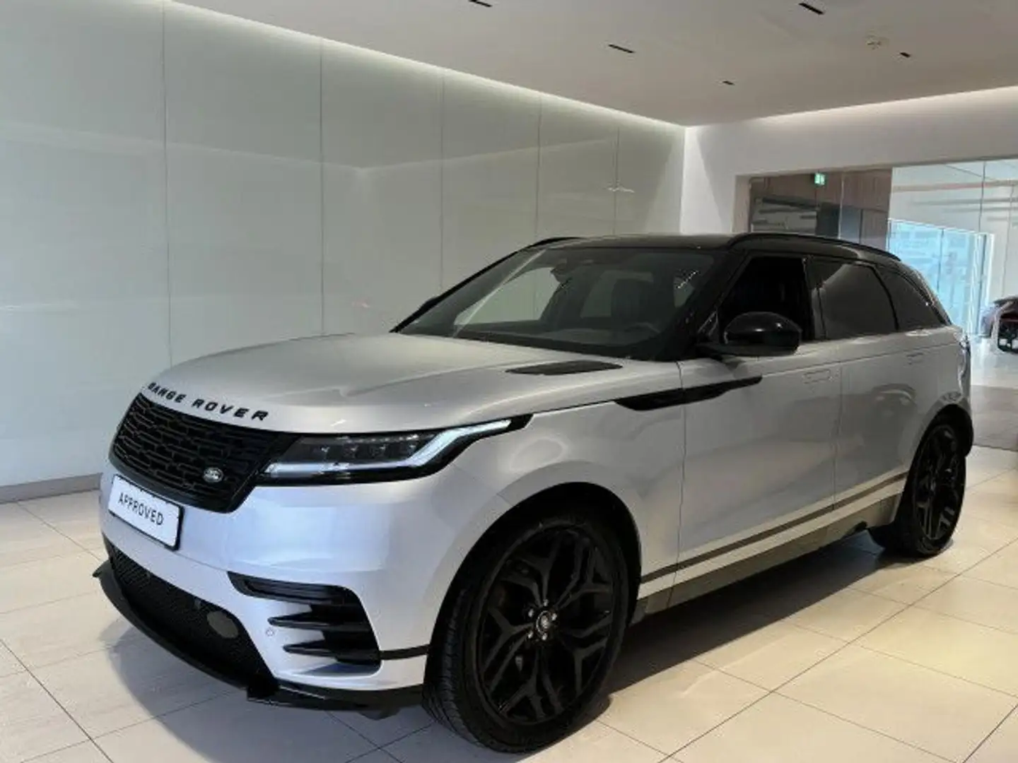 Land Rover Range Rover Velar D300 Dyn HSE Black Pack AHK Pano Silber - 1