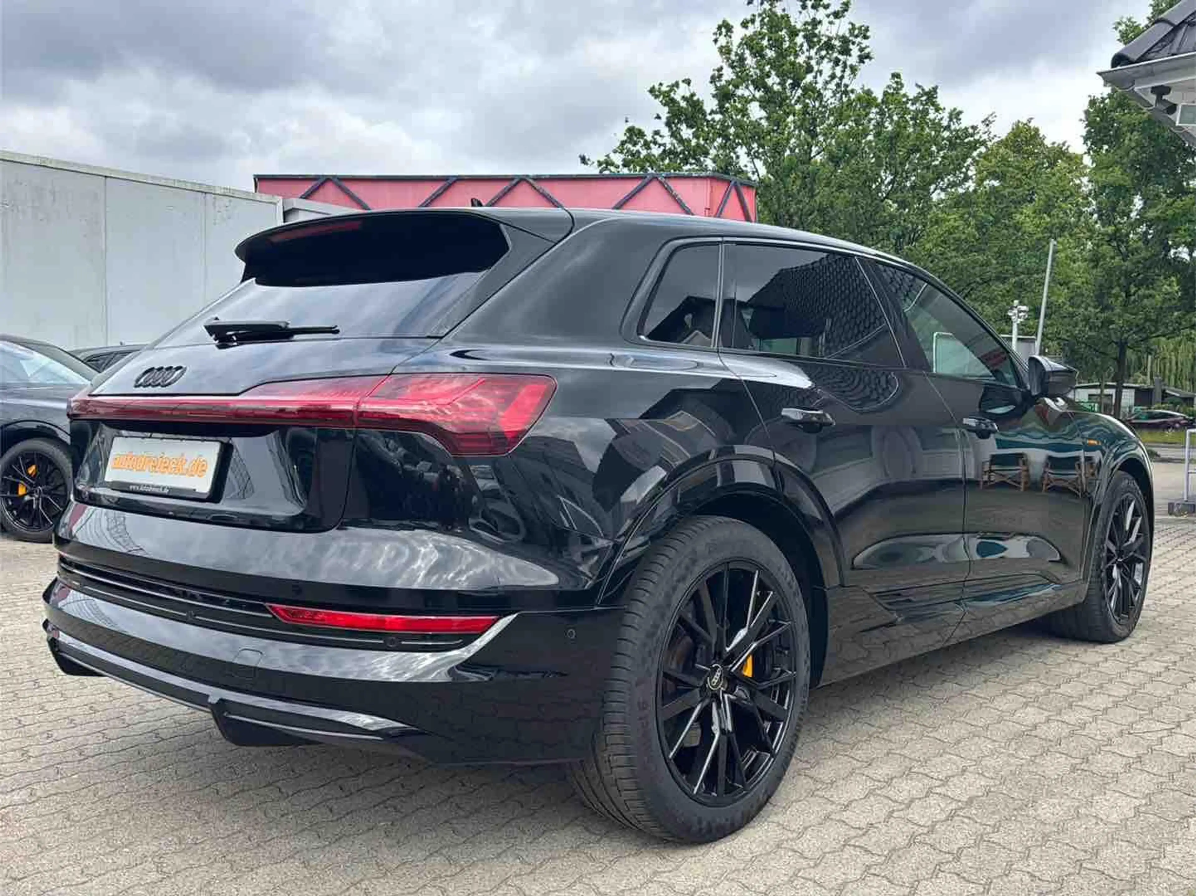 Audi e-tron 55 2x S line BLACK EDITION PANO 21Z SHZ — photo 7