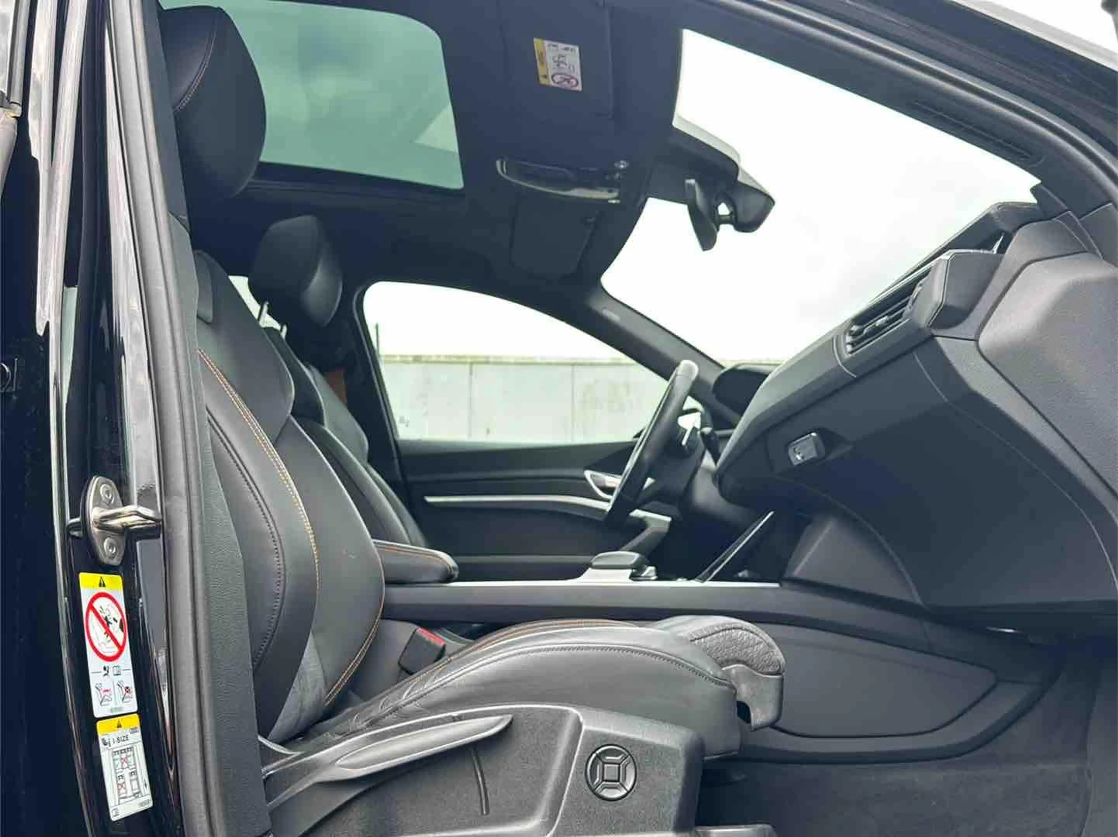 Audi e-tron 55 2x S line BLACK EDITION PANO 21Z SHZ — photo 14