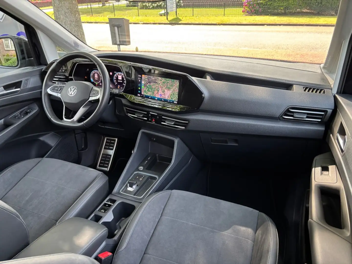 Volkswagen Caddy 1.5 TSI 115pk DSG STYLE ACC, Led,  Navi, Trekhaak, Zwart - 2
