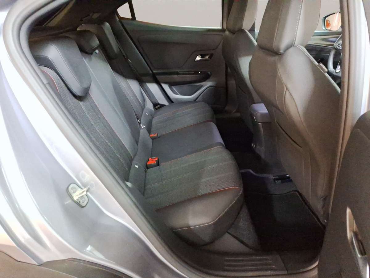 Opel Mokka E