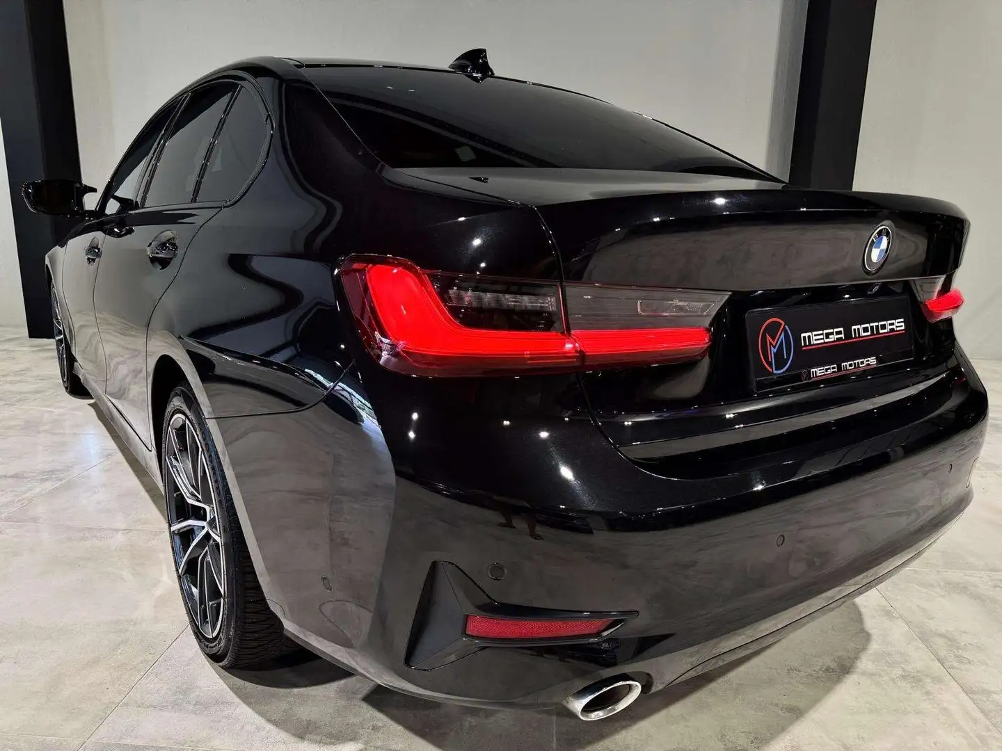 BMW 320 dAS 163CV B.AUTO+F1 SiEGES M\ COGNAC COCKPiT HiFi+ Noir - 2