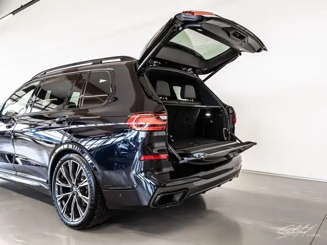 BMW X7 xDrive 40d M-SPORT*AHK*STANDH*HEADUP*PANORAMA* Ansicht 42