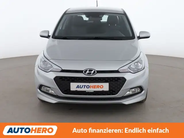 Hyundai I20 view 9