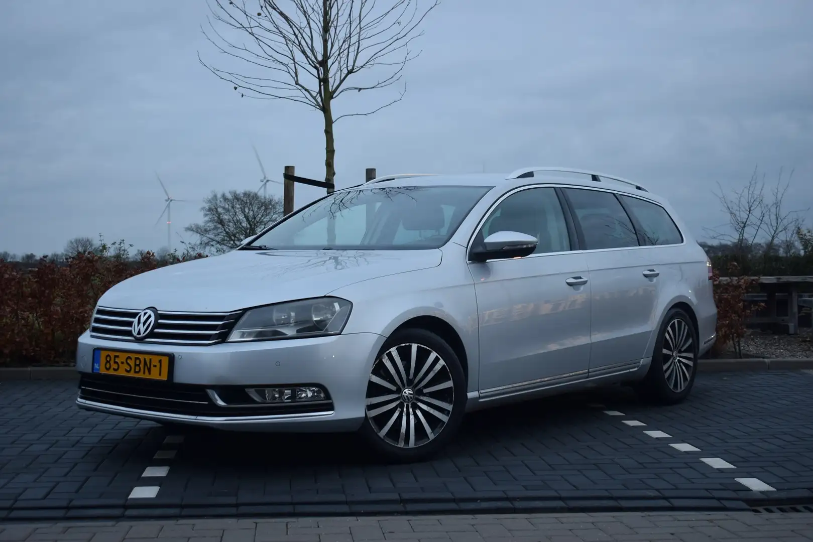 Volkswagen Passat Variant 1.4 TSI 122pk DSG Highline | Leer | Trekhaak Grey - 1
