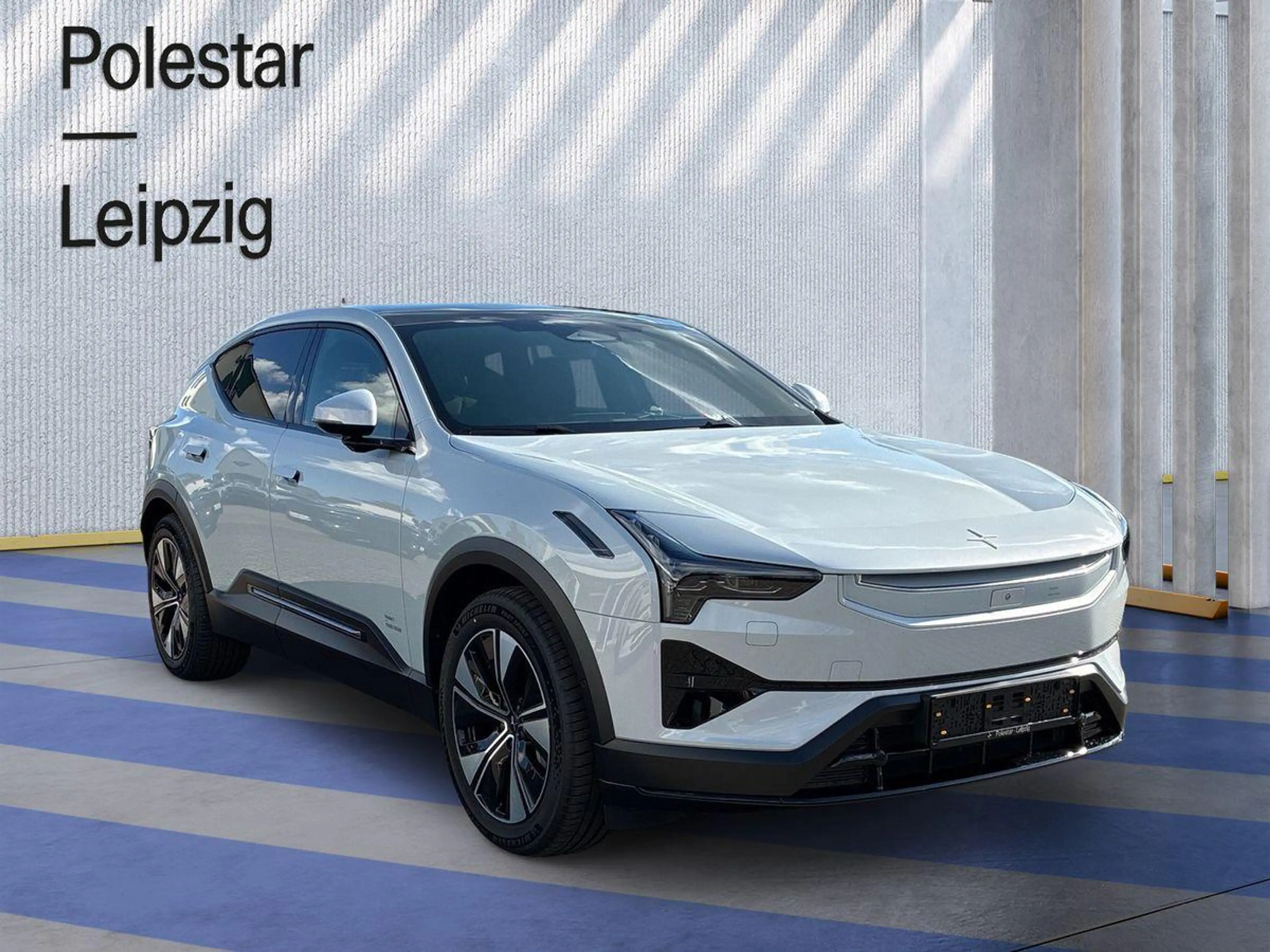 Polestar 3 360 kW Long Range Dual 360° B&W HUD 0,25% — photo 7