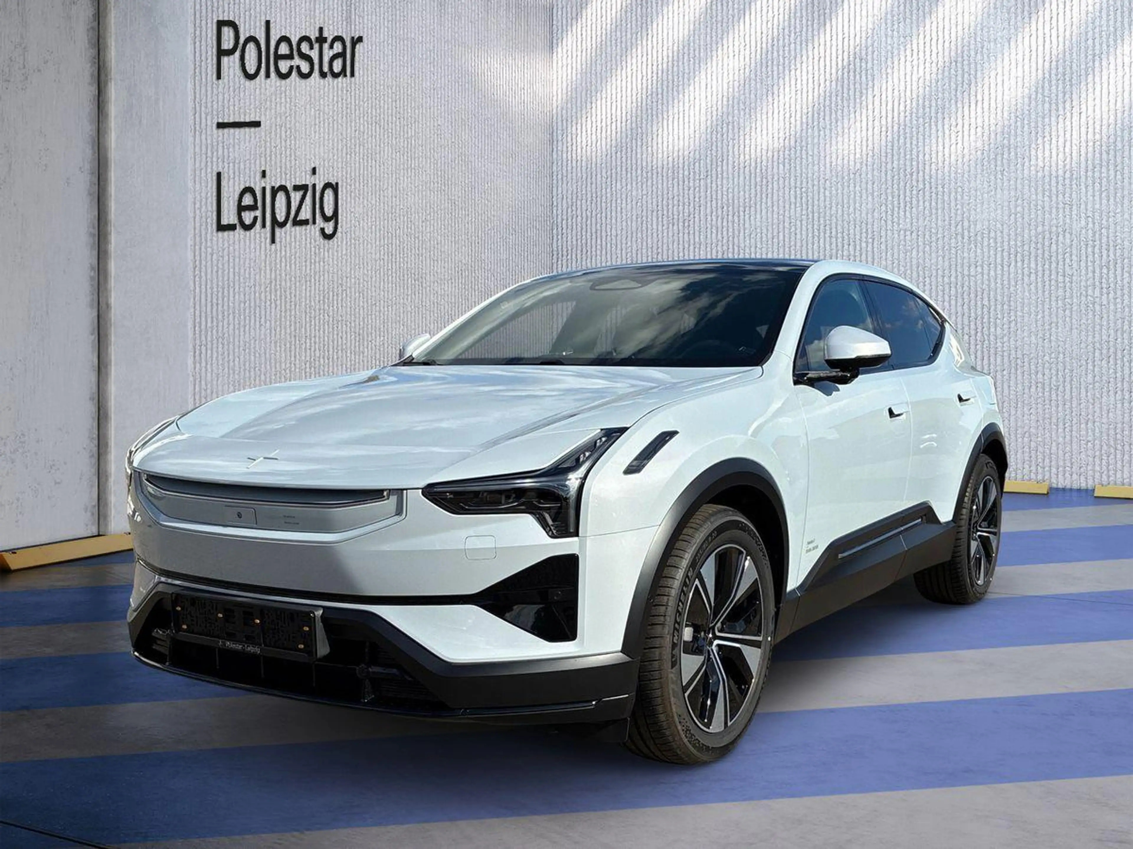 Polestar 3 360 kW Long Range Dual 360° B&W HUD 0,25%