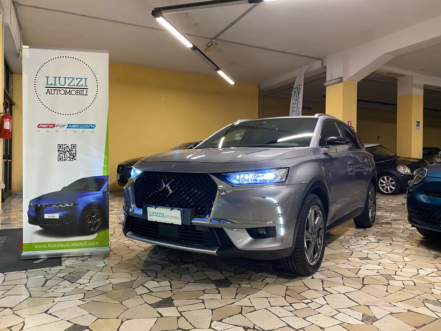 DS Automobiles DS 7 Crossback 2.0 bluehdi So Chic  RIVOLI 180cv auto Grigio - 1