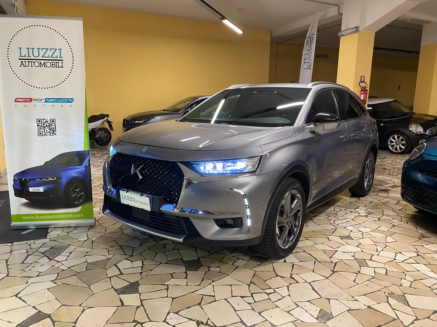 DS Automobiles DS 7 Crossback 2.0 bluehdi So Chic  RIVOLI 180cv auto Grigio - 2