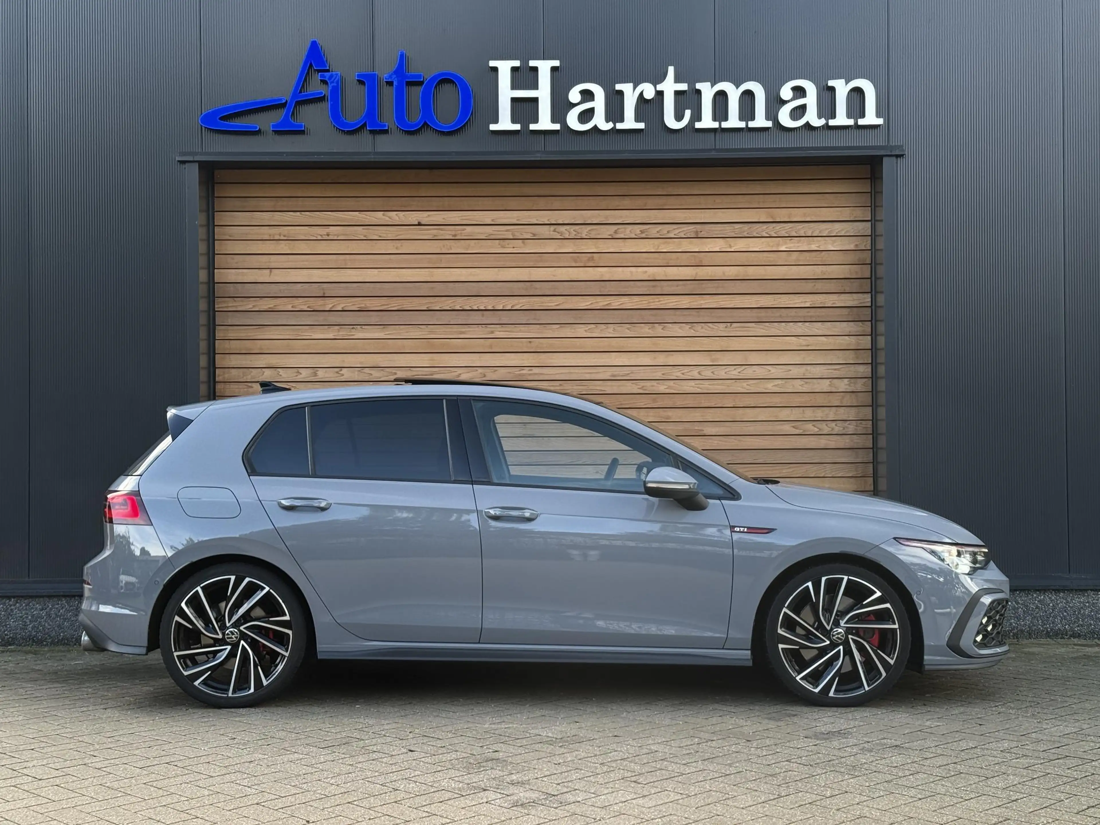 Volkswagen Golf GTI 2.0 TSI PANO|IQ-LIGHT|HEAD-UP|CAMERA|ACC — photo 2