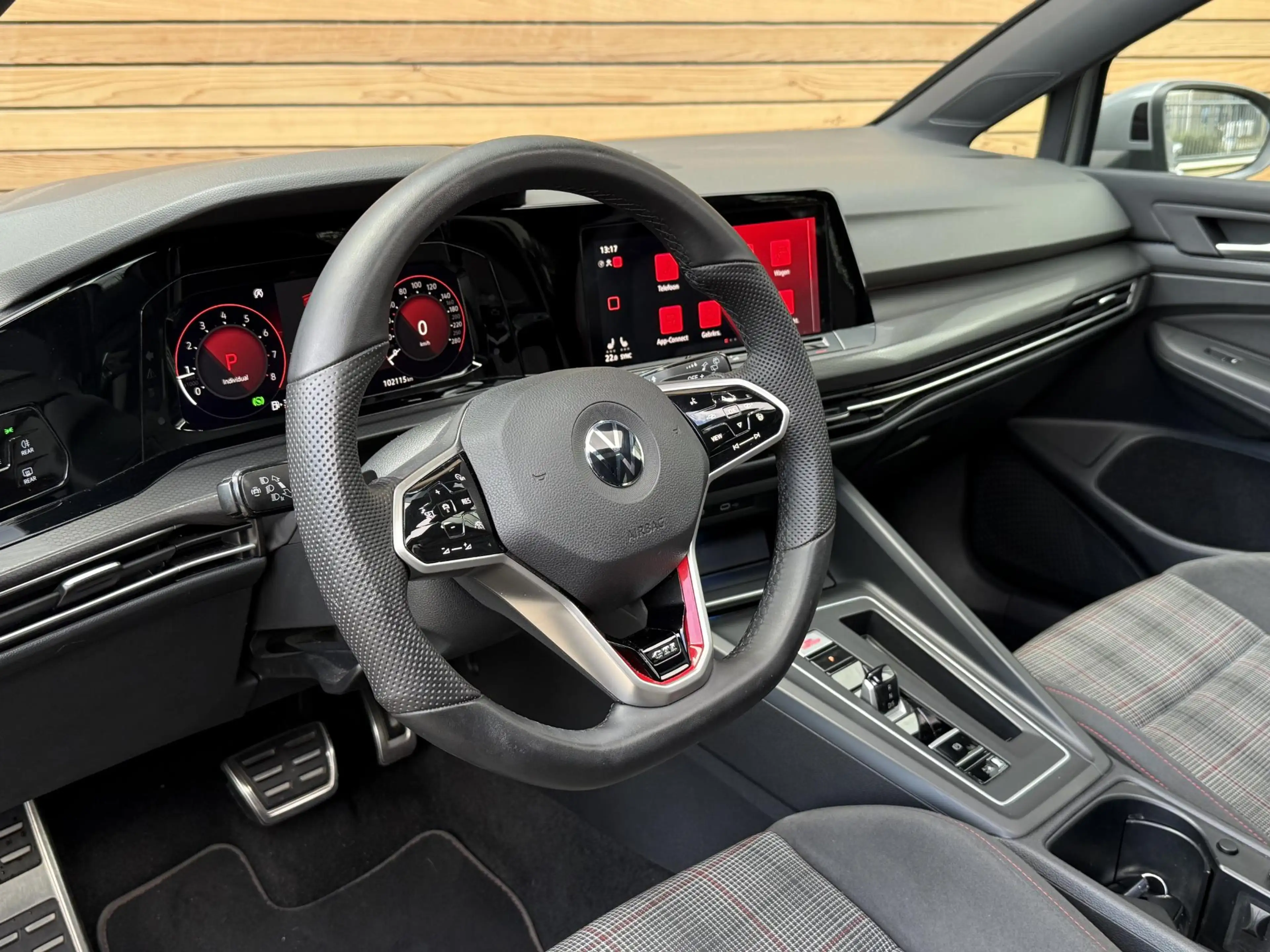 Volkswagen Golf GTI 2.0 TSI PANO|IQ-LIGHT|HEAD-UP|CAMERA|ACC — photo 15
